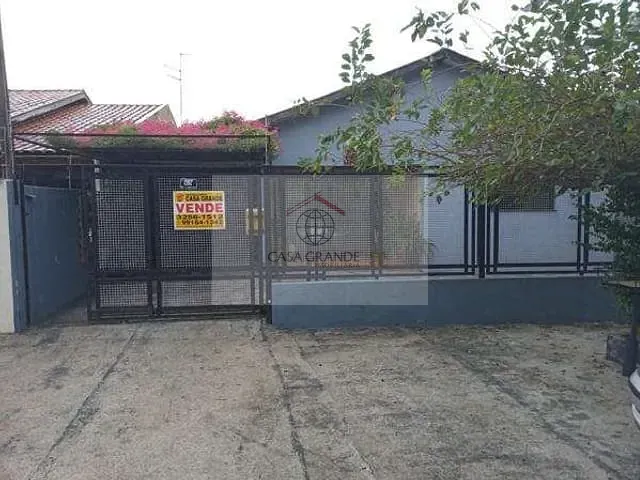 Casa 3 quartos e 2 banheiros, à venda, no bairro Jardim Novo Horizonte em Rolândia