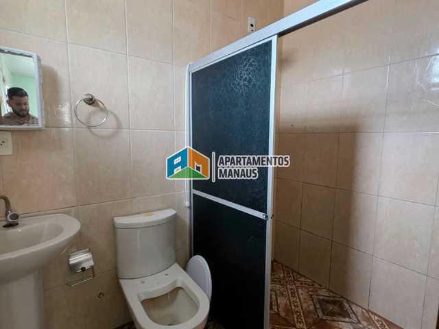 Casa 3 quartos e 3 banheiros, à venda, no bairro Redenção em Manaus