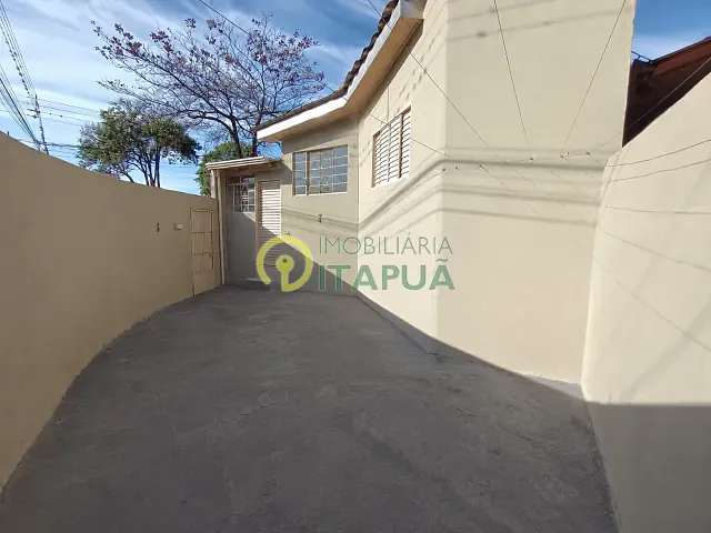 Casa com 167m² 3 quartos e 1 banheiro, à venda, no bairro Paulista em Londrina