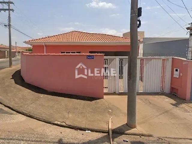 Casa com 300m² 3 quartos e 1 banheiro, à venda, no bairro Jardim São Domingos em Mococa