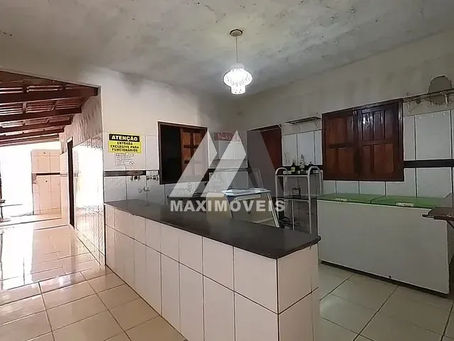 Casa 18 quartos e 14 banheiros, à venda, no bairro Santa Tereza em Araçuaí