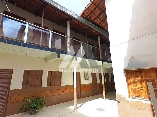 Casa 18 quartos e 14 banheiros, à venda, no bairro Santa Tereza em Araçuaí