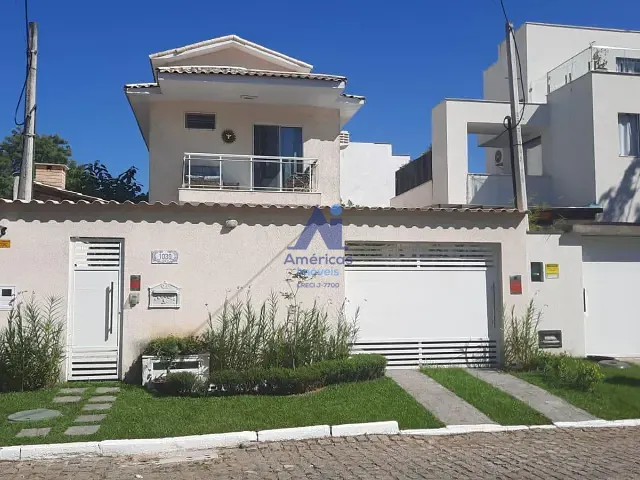 Casa 4 quartos e 5 banheiros, à venda, no bairro Vargem Grande em Rio de Janeiro