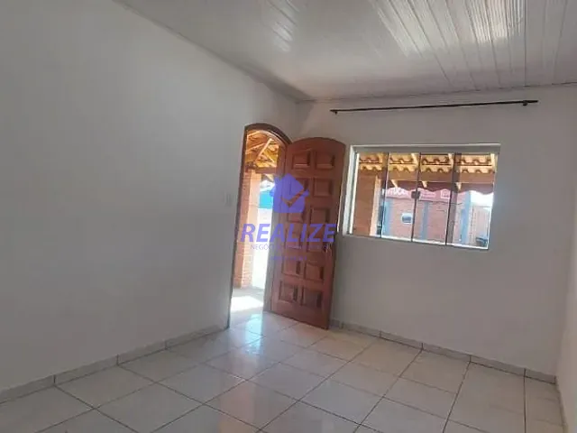 Casa com 275m² 2 quartos e 1 banheiro, à venda, no bairro Vila Guimaraes em Botucatu