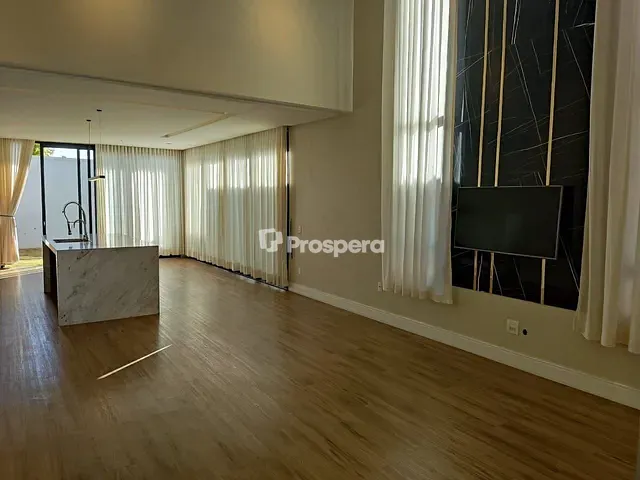 Casa com 360m² 3 quartos e 4 banheiros, à venda, no bairro Condomínio Terras Alpha Anápolis em Anápolis