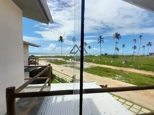 Casa 3 quartos e 4 banheiros, à venda, no bairro Olivença em Ilhéus