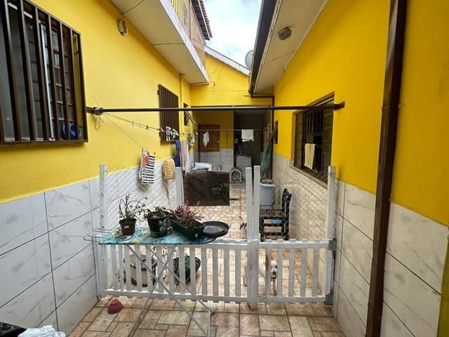 Casa com 142m² 2 quartos e 1 banheiro, à venda, no bairro Centro em Extrema