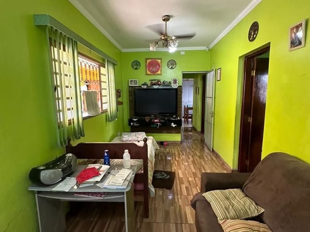 Casa com 142m² 2 quartos e 1 banheiro, à venda, no bairro Centro em Extrema
