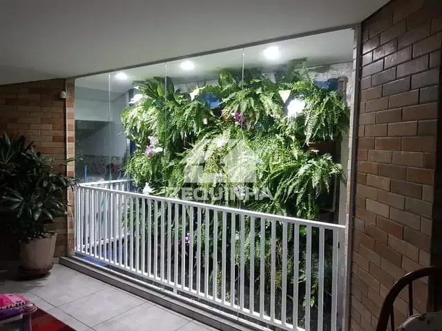 Casa com 150m² 3 quartos e 3 banheiros, à venda, no bairro Vila Ayrosa em Osasco