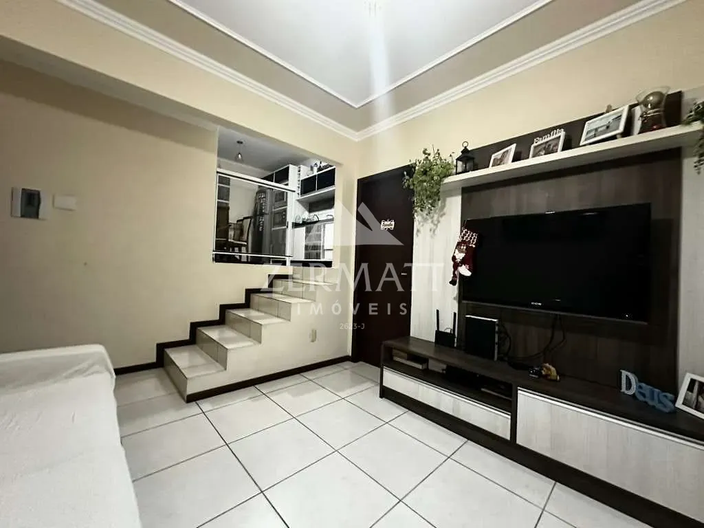 Casa com 3 dormitórios sendo 1 suite para locação no bairro da Velha Central. — foto 4