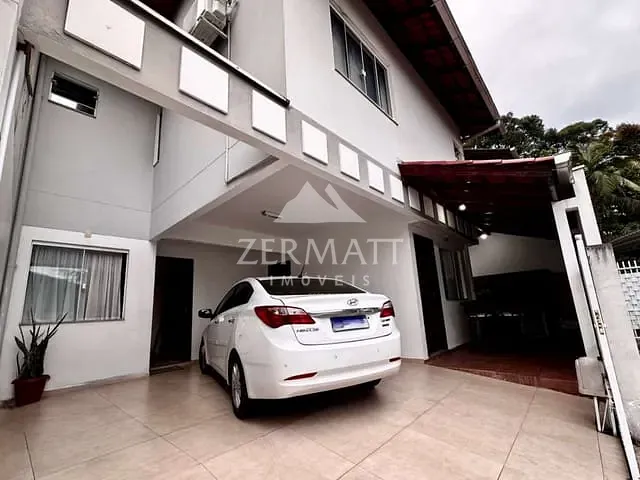 Casa 3 quartos e 2 banheiros, à venda, no bairro Velha Central em Blumenau