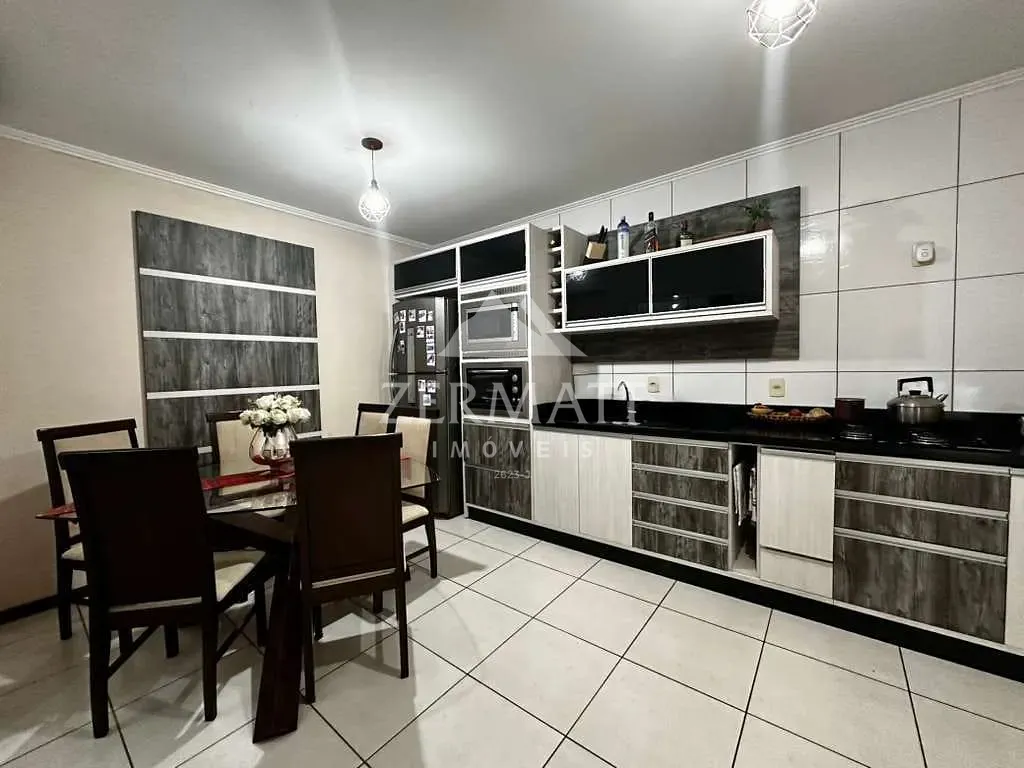 Casa com 3 dormitórios sendo 1 suite para locação no bairro da Velha Central. — foto 7