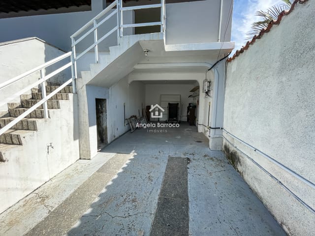 Casa com 450m² 6 quartos e 5 banheiros, à venda, no bairro Recanto de Itaipuaçu (Itaipuaçu) em Maricá