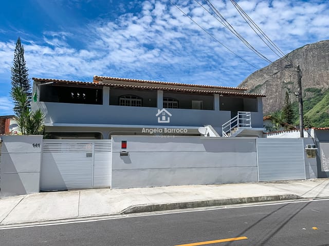 Casa com 450m² 6 quartos e 5 banheiros, à venda, no bairro Recanto de Itaipuaçu (Itaipuaçu) em Maricá