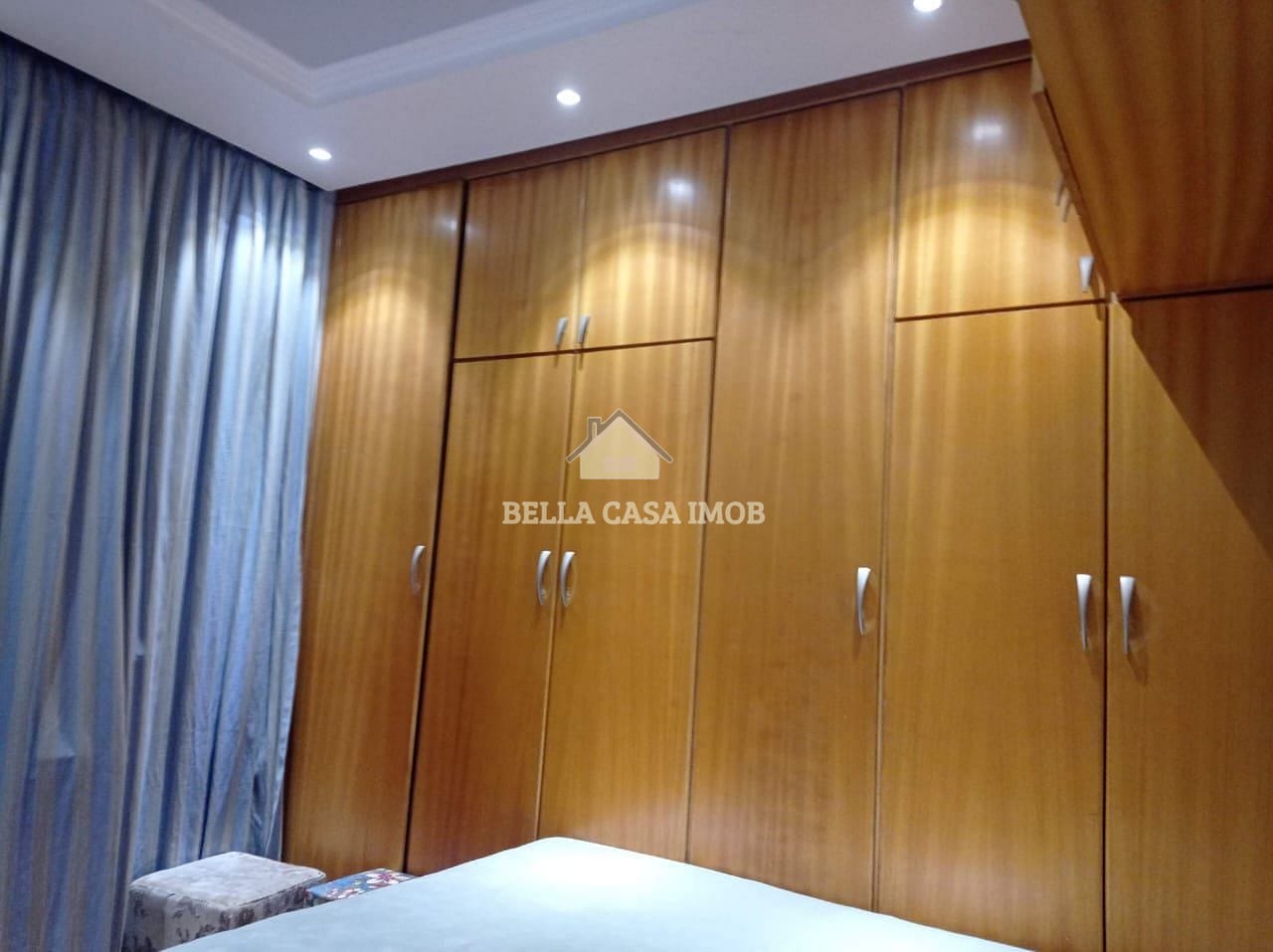 Casa à venda com 2 quartos, 100m² - Foto 17