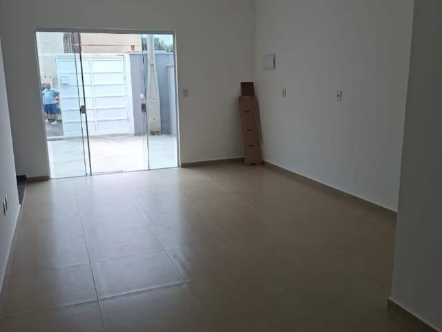 Casa com 242m² 2 quartos e 3 banheiros, à venda, no bairro Vila São Paulo em Mogi das Cruzes