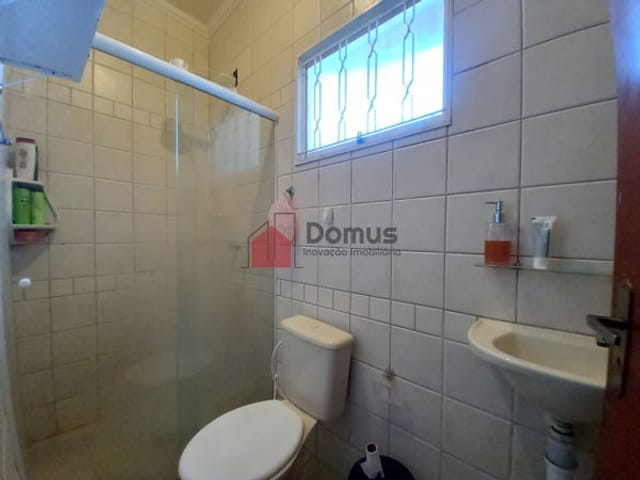 Casa com 125m², à venda, no bairro Residencial Maricá em Pindamonhangaba