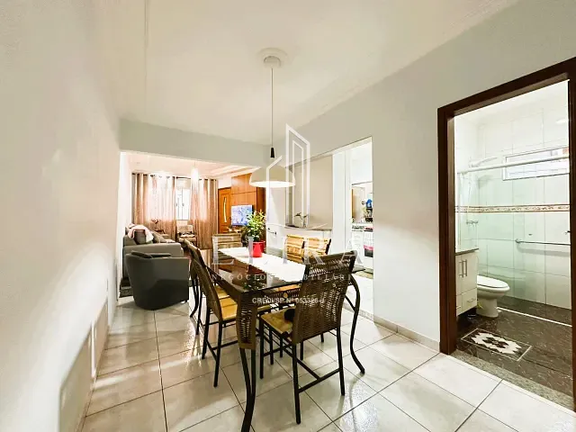Casa com 210m² 3 quartos e 2 banheiros, à venda, no bairro Parque Novo Mundo em Americana