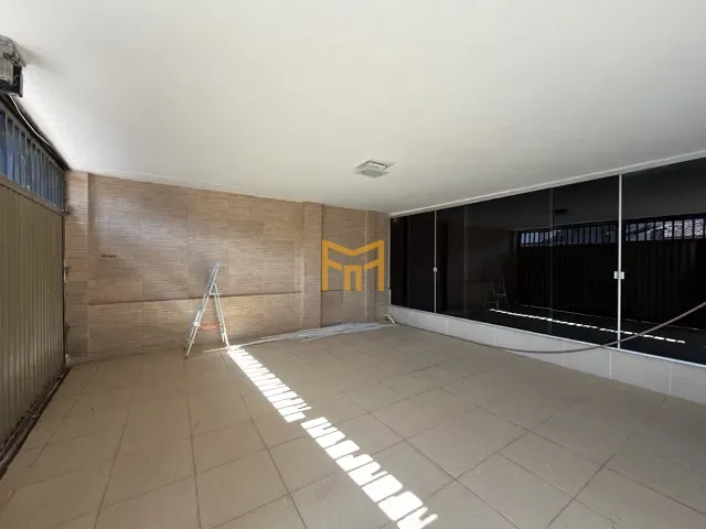 Casa 4 quartos e 5 banheiros, para alugar, no bairro Umarizal em Belém