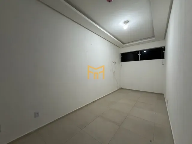 Casa 4 quartos e 5 banheiros, para alugar, no bairro Umarizal em Belém