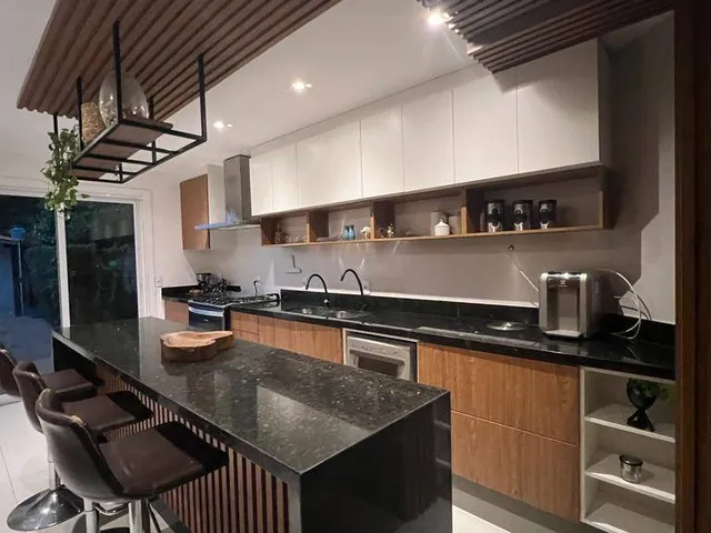 Casa com 200m² 4 quartos e 5 banheiros, à venda, no bairro Serra Grande em Niterói