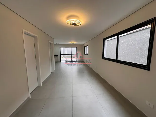 Casa 3 quartos e 3 banheiros, à venda, no bairro Chácara Jaguari (Fazendinha) em Santana de Parnaíba