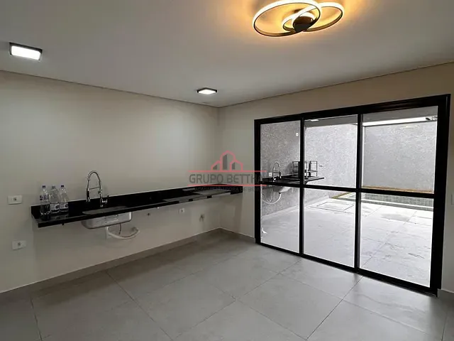 Casa 3 quartos e 3 banheiros, à venda, no bairro Chácara Jaguari (Fazendinha) em Santana de Parnaíba