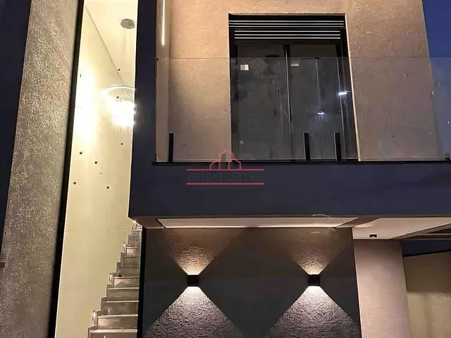 Casa 3 quartos e 3 banheiros, à venda, no bairro Chácara Jaguari (Fazendinha) em Santana de Parnaíba