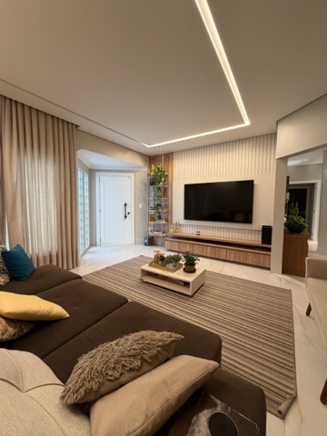 Casa com 261m² 4 quartos e 3 banheiros, à venda, no bairro Jardim em Nova Mutum