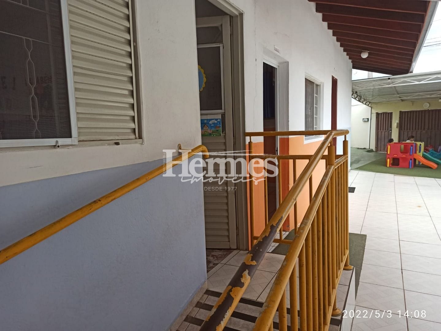 Casa à venda com 1 quarto, 299m² - Foto 2