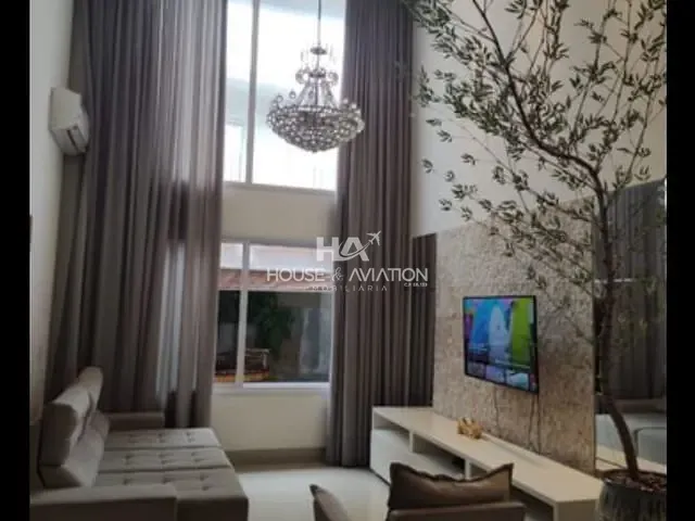 Casa com 245m² 3 quartos e 3 banheiros, à venda, no bairro Santa Genoveva em Goiânia