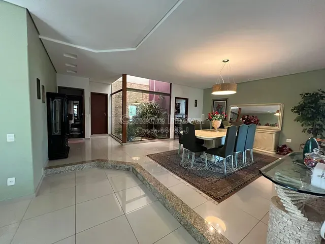 Casa com 1100m² 3 quartos e 5 banheiros, à venda, no bairro Condomínio Plazza Ville em Jaguariúna