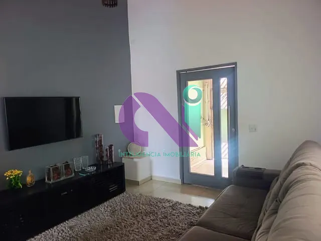 Casa com 200m² 3 quartos e 3 banheiros, à venda, no bairro Jardim Roberto em Osasco