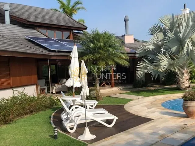 Casa com 900m² 3 quartos e 4 banheiros, à venda, no bairro Jurerê Internacional em Florianópolis