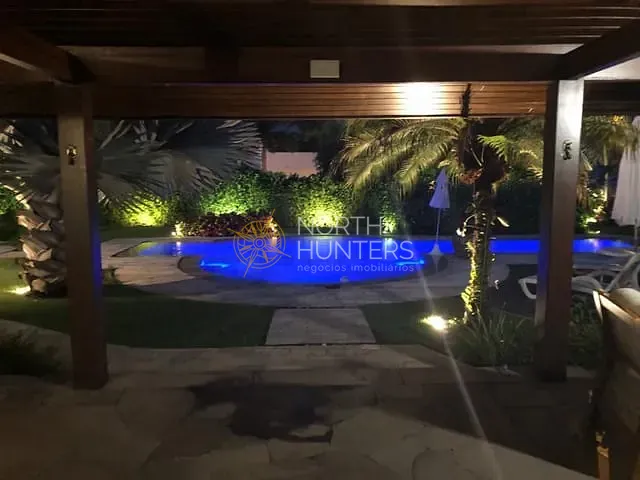 Casa com 900m² 3 quartos e 4 banheiros, à venda, no bairro Jurerê Internacional em Florianópolis