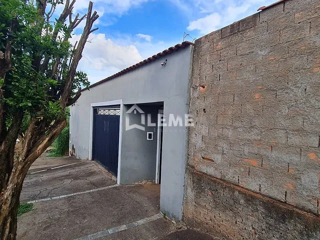Casa com 360m² 3 quartos e 3 banheiros, à venda, no bairro Jardim José André de Lima em Mococa