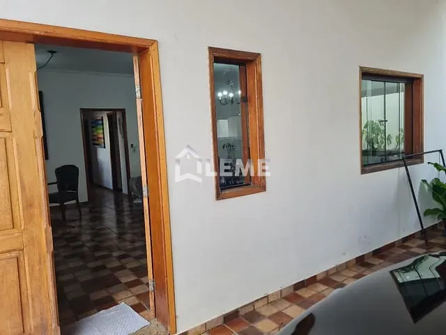 Casa com 360m² 3 quartos e 3 banheiros, à venda, no bairro Jardim José André de Lima em Mococa