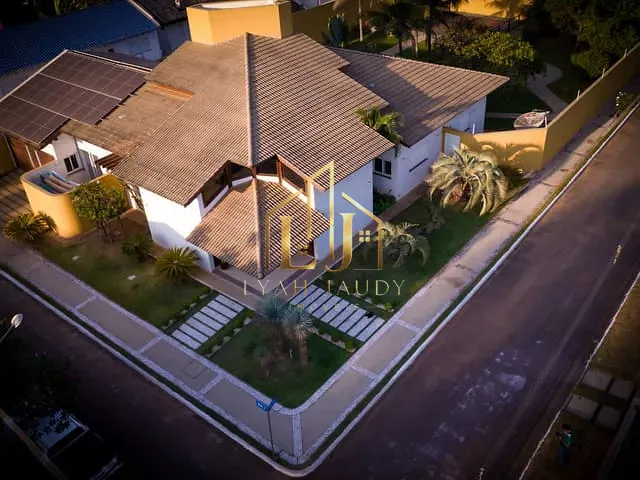 Casa com 1640m² 3 quartos e 2 banheiros, à venda, no bairro Bom Clima em Chapada dos Guimarães