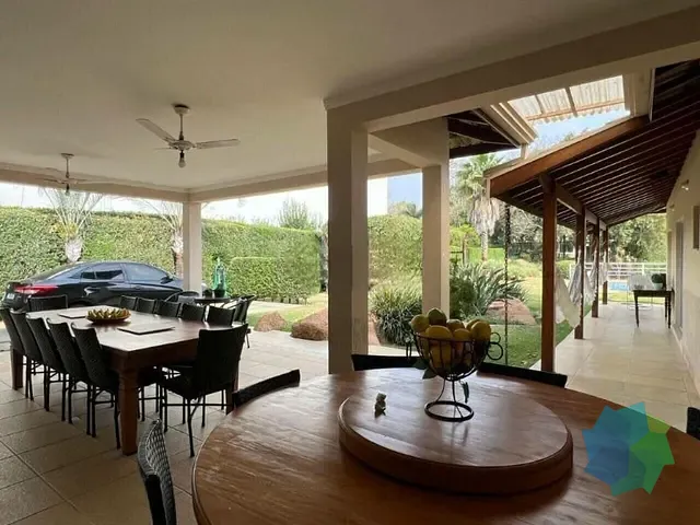 Casa com 1700m² 4 quartos e 4 banheiros, à venda ou para alugar, no bairro Condomínio Monte Belo em Salto