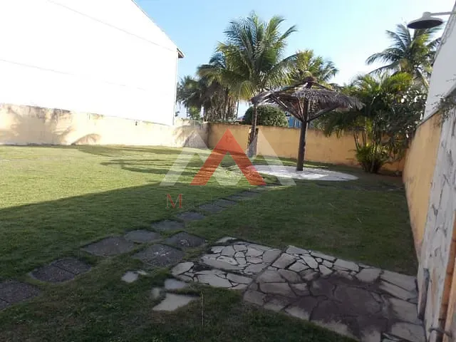Casa com 850m² 4 quartos e 2 banheiros, à venda, no bairro Camboinhas em Niterói