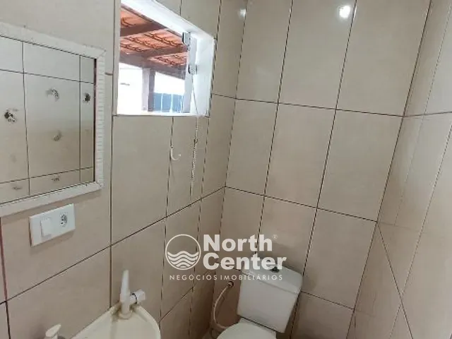 Casa 2 quartos e 2 banheiros, para alugar, no bairro Salinas em Balneário Barra do Sul