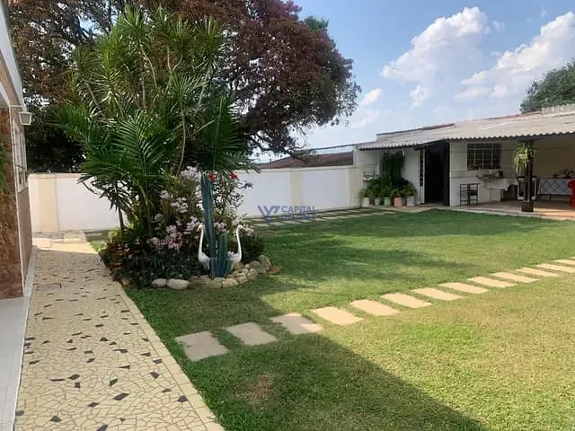 Casa com 750m² 4 quartos e 4 banheiros, à venda, no bairro Vila Maria em São José dos Campos