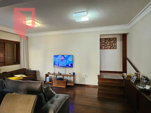 Casa 2 quartos e 3 banheiros, à venda, no bairro Caiçaras em Belo Horizonte