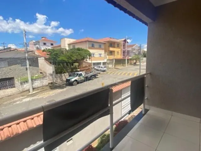Casa 4 quartos e 2 banheiros, à venda, no bairro Jardim Ipê em Poços de Caldas