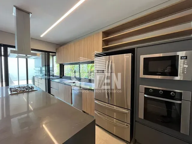 Casa com 450m² 3 quartos e 6 banheiros, à venda, no bairro Vila Aviação em Bauru