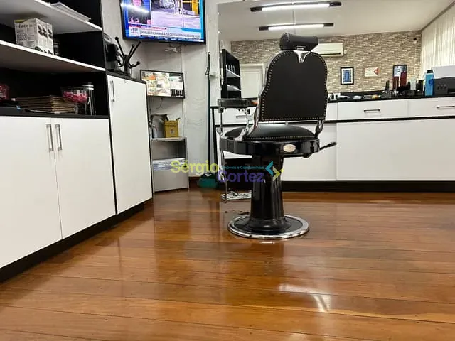 Casa com 525m², à venda, no bairro Centro em Londrina