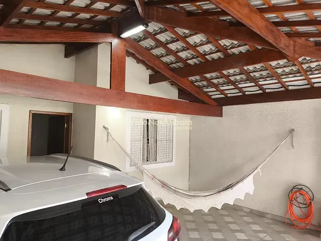 Casa com 175m² 2 quartos e 2 banheiros, à venda, no bairro Nova Cerejeira em Atibaia