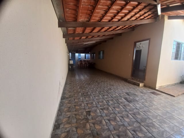 Casa com 194m² 4 quartos e 2 banheiros, à venda, no bairro Cidade Vera Cruz em Aparecida de Goiânia