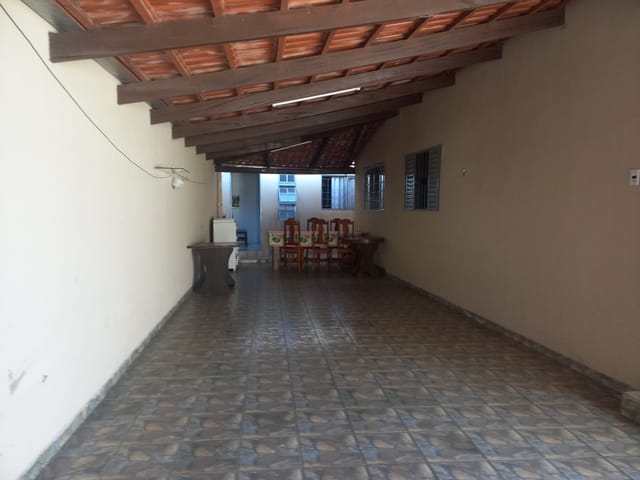 Casa com 194m² 4 quartos e 2 banheiros, à venda, no bairro Cidade Vera Cruz em Aparecida de Goiânia
