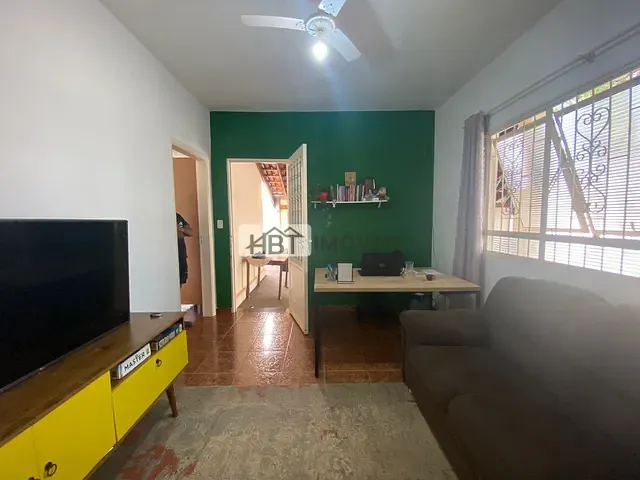 Casa 4 quartos e 4 banheiros, à venda, no bairro Vila Lemos em Bauru